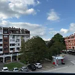 Lnb Lux
